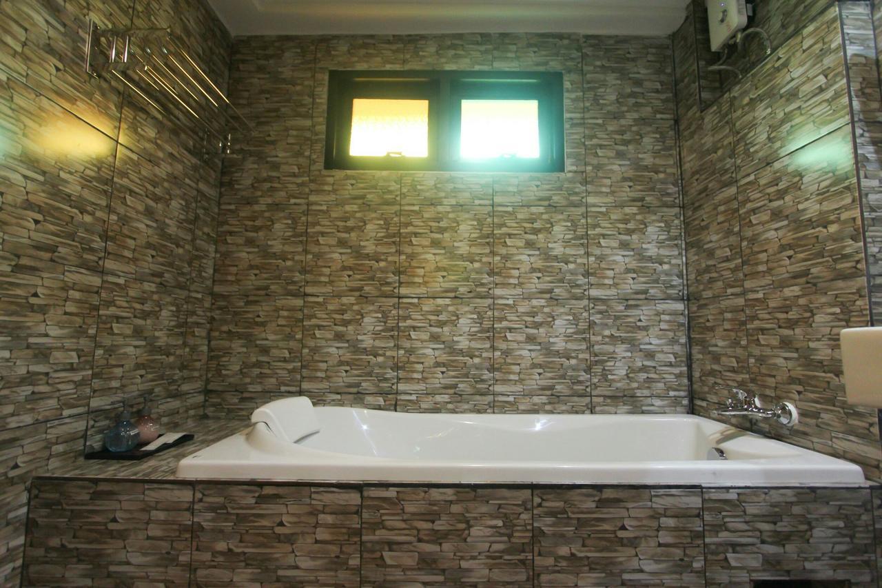 Borai Resort Bo Rai Bagian luar foto