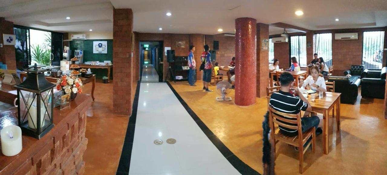 Borai Resort Bo Rai Bagian luar foto
